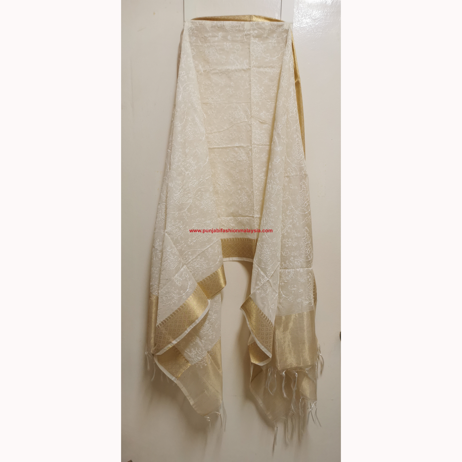 cat-cream-chenderi-dupatta.png